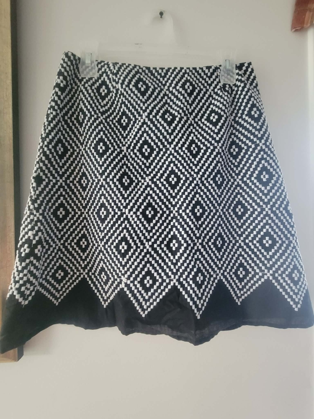 Black & White Diamond-Print A-Line Skirt